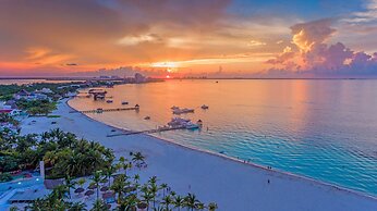 InterContinental Presidente Cancun Resort by IHG