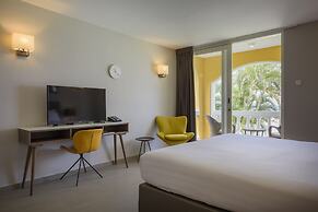 Avila Beach Hotel