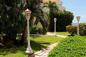 Avila Beach Hotel