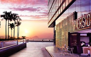 The Royal Pacific Hotel & Towers