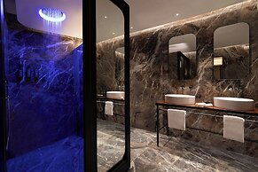 Sheraton Lake Como Hotel