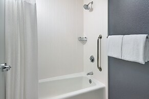 Courtyard By Marriott Augusta