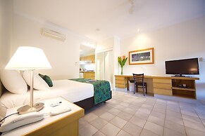 Lazy Lizard Motor Inn