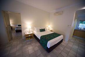 Lazy Lizard Motor Inn