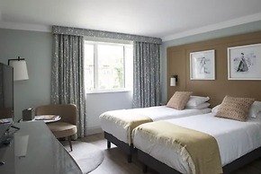 Bush Hotel Farnham