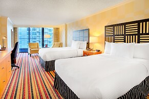 Pinnacle Hotel Harbourfront