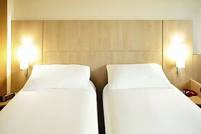 ibis Nantes Centre Gare Sud