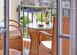 Hyatt Hotel Canberra - a Park Hyatt