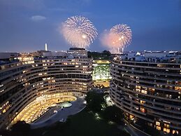 The Watergate Hotel