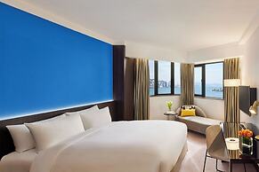 Prince, Marco Polo Hotel