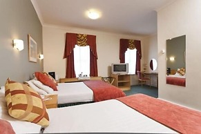 Pery's Hotel