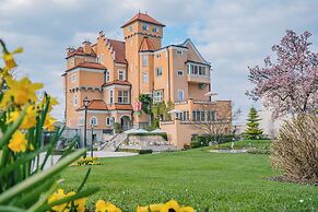 Schloss Mönchstein Hotel