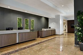 Courtyard By Marriott Detroit Downtown