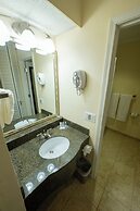 Comfort Suites Paradise Island