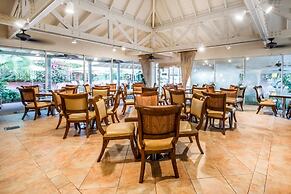 Comfort Suites Paradise Island