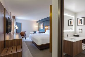 Holiday Inn & Suites Winnipeg Downtown by IHG