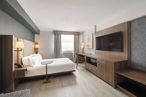 Holiday Inn & Suites Winnipeg Downtown by IHG