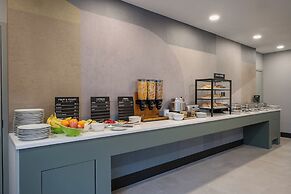 Holiday Inn & Suites Winnipeg Downtown by IHG