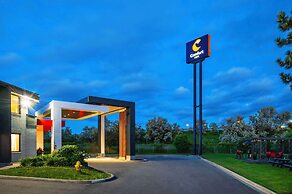 Comfort Inn Newmarket - Aurora