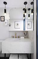 Kimpton Saint George by IHG