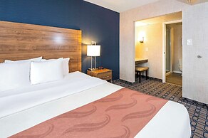 Quality Suites Whitby