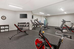 Quality Suites Whitby