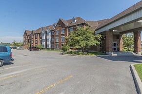 Quality Suites Whitby