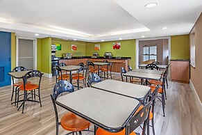 Quality Suites Whitby
