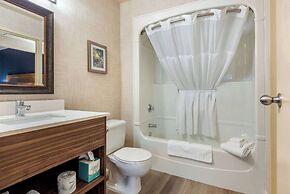 Quality Suites Whitby
