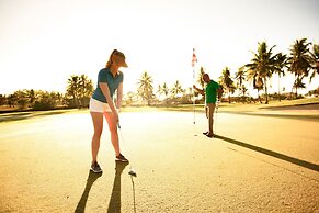 Sheraton Fiji Golf & Beach Resort