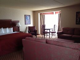 Quality Inn & Suites Bay Front