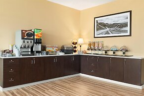 Travelodge by Wyndham Sydney