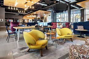 Aloft by Marriott San Francisco Airport
