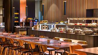 Holiday Inn Perth City Centre by IHG