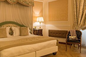 Bernini Palace
