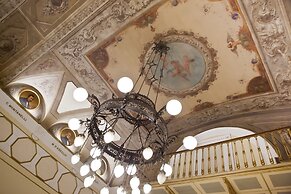 Bernini Palace