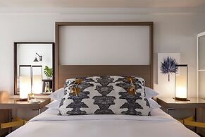 Baker's Cay Resort Key Largo, Curio Collection by Hilton