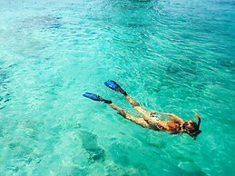 Baker's Cay Resort Key Largo, Curio Collection by Hilton