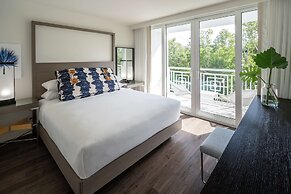 Baker's Cay Resort Key Largo, Curio Collection by Hilton