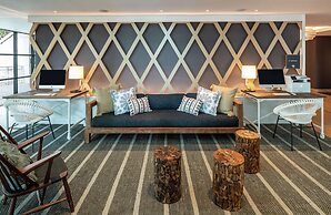 Baker's Cay Resort Key Largo, Curio Collection by Hilton