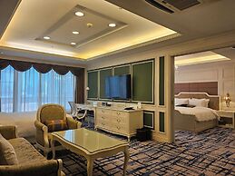 Koreana Hotel