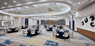 Holiday Inn Burlington Conference Centre by IHG