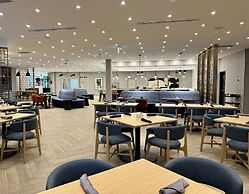 Holiday Inn Burlington Conference Centre by IHG