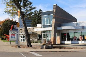 Holiday Inn Burlington Conference Centre by IHG