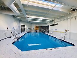 Holiday Inn Burlington Conference Centre by IHG
