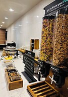 Holiday Inn Burlington Conference Centre by IHG