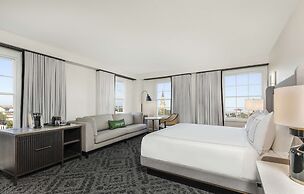 Mills House Charleston, Curio Collection by Hilton