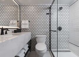 Mills House Charleston, Curio Collection by Hilton