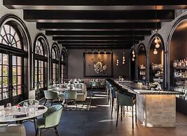 Mills House Charleston, Curio Collection by Hilton
