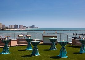 Opal Sands Resort